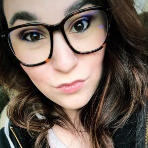 Meet your Posher, Ellen